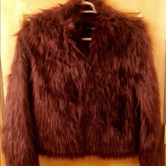Fernanda Fur Coat (Burgundy) - Picture 5 of 6